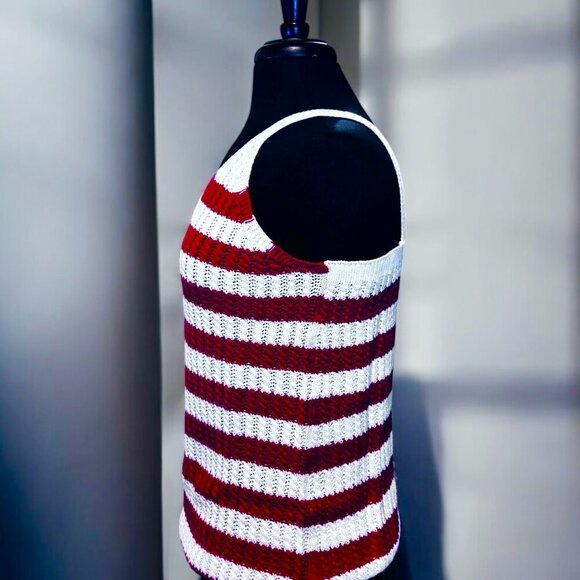 Red Stars and Stripes Flag Pattern Knitted Tank - Picture 3 of 13